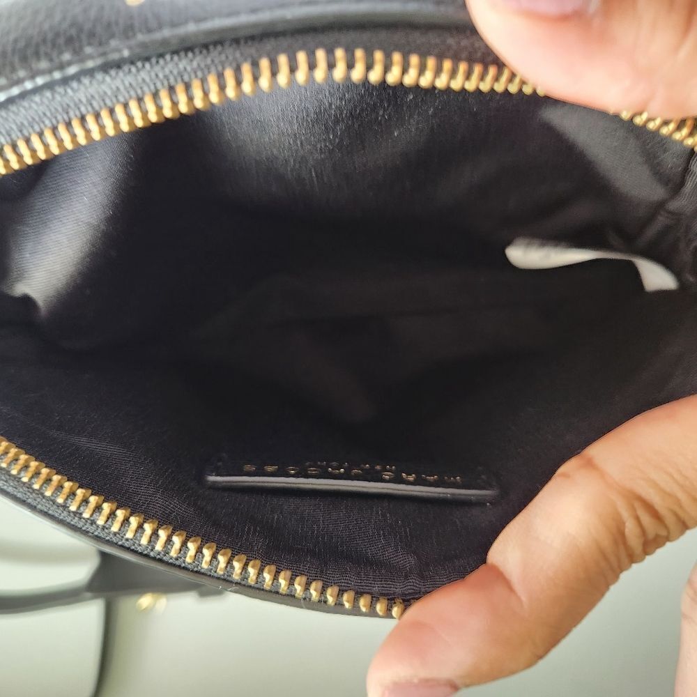 Marc Jacobs Shutter Black Leather Crossbody Bag BLACK/GOLD - Picture 7 of 12